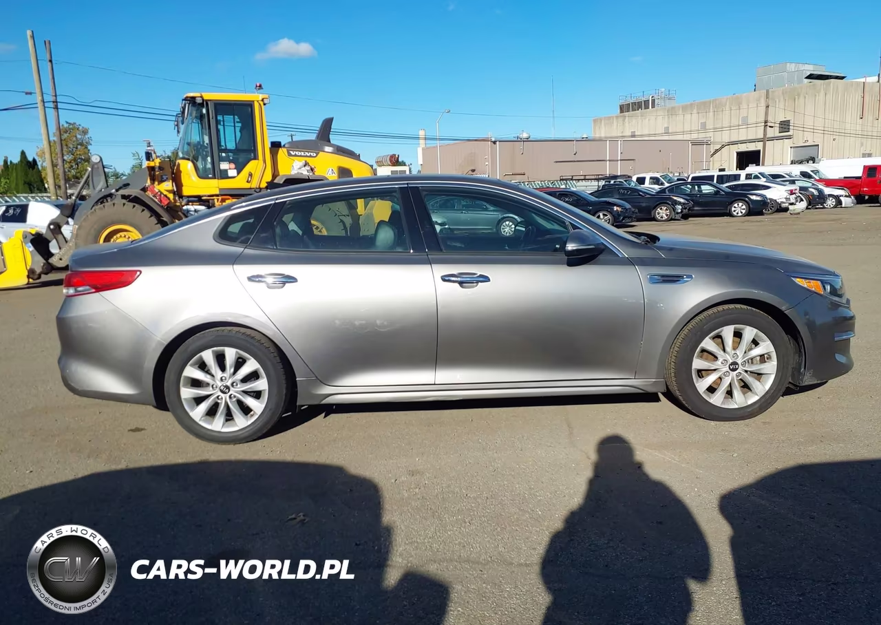 2018 Kia Optima Ex VIN:5XXGU4L32JG218649 - 13
