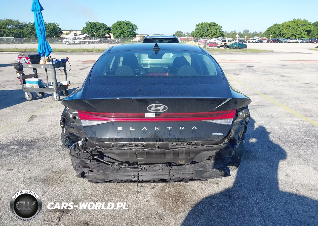 2026 Hyundai Elantra Hybrid Blue VIN:KMHLM4DJ6TU198409 - 6