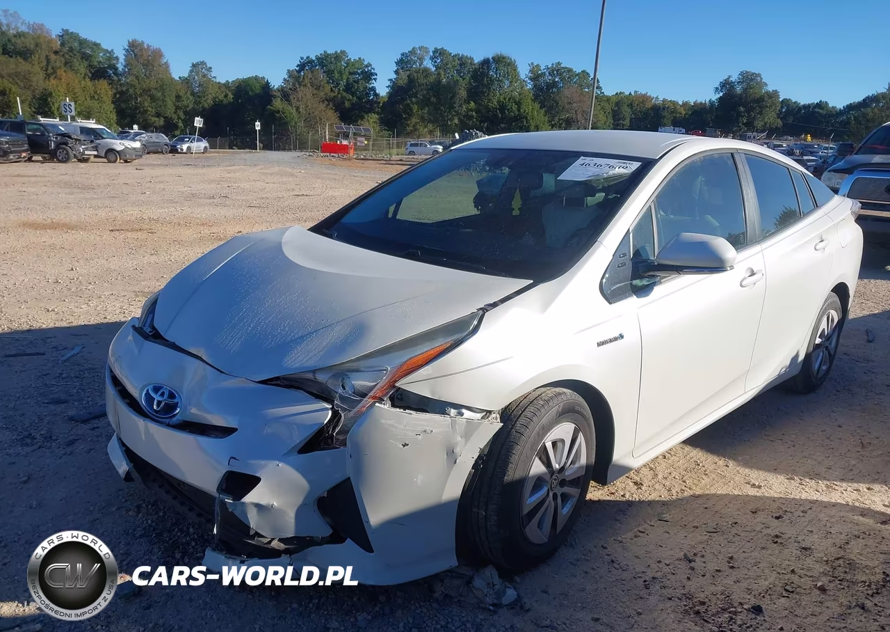2016 Toyota Prius Four VIN:JTDKARFU0G3501032 - 2