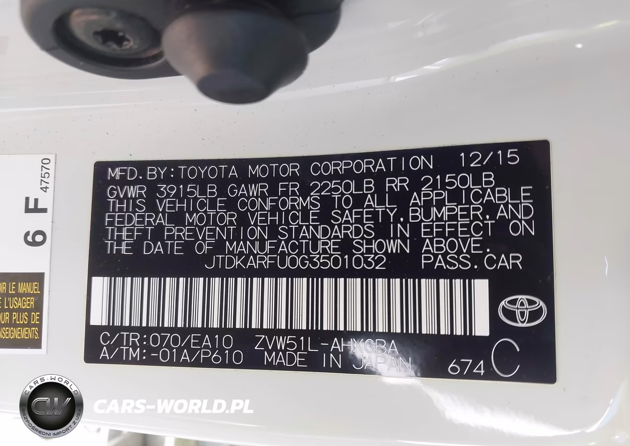 2016 Toyota Prius Four VIN:JTDKARFU0G3501032 - 9
