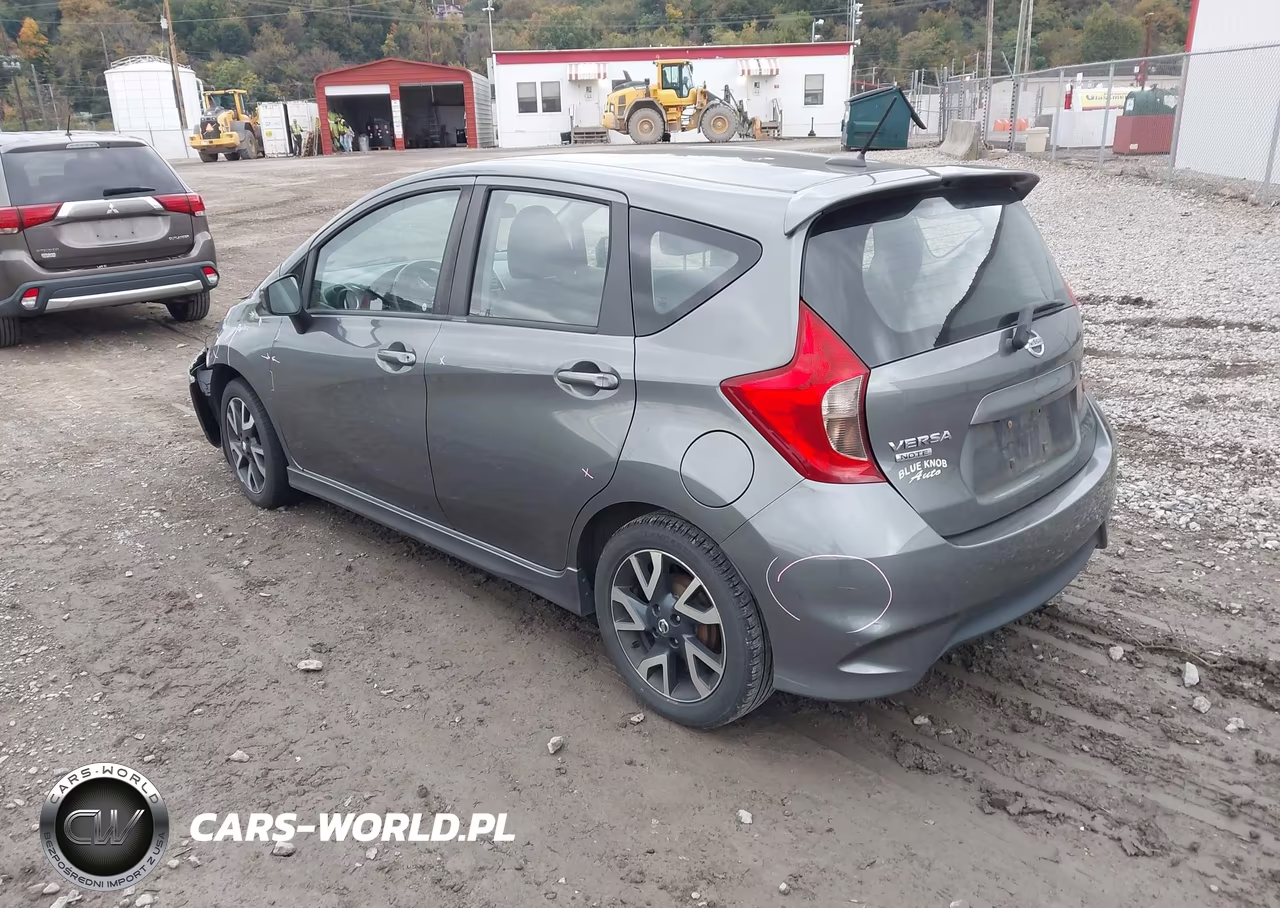 2017 Nissan Versa Note Sr VIN:3N1CE2CP9HL353616 - 3