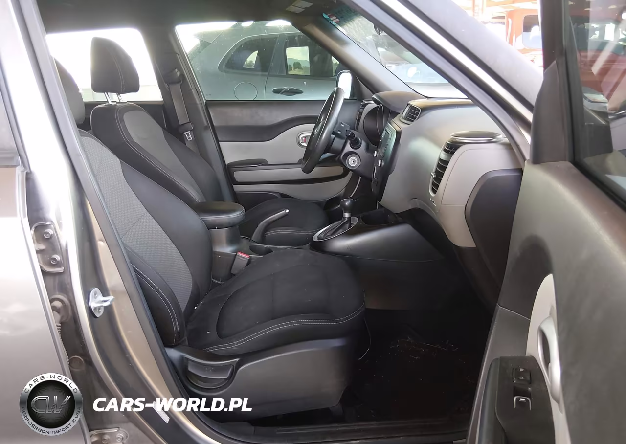 2017 Kia Soul + VIN:KNDJP3A59H7420158 - 5