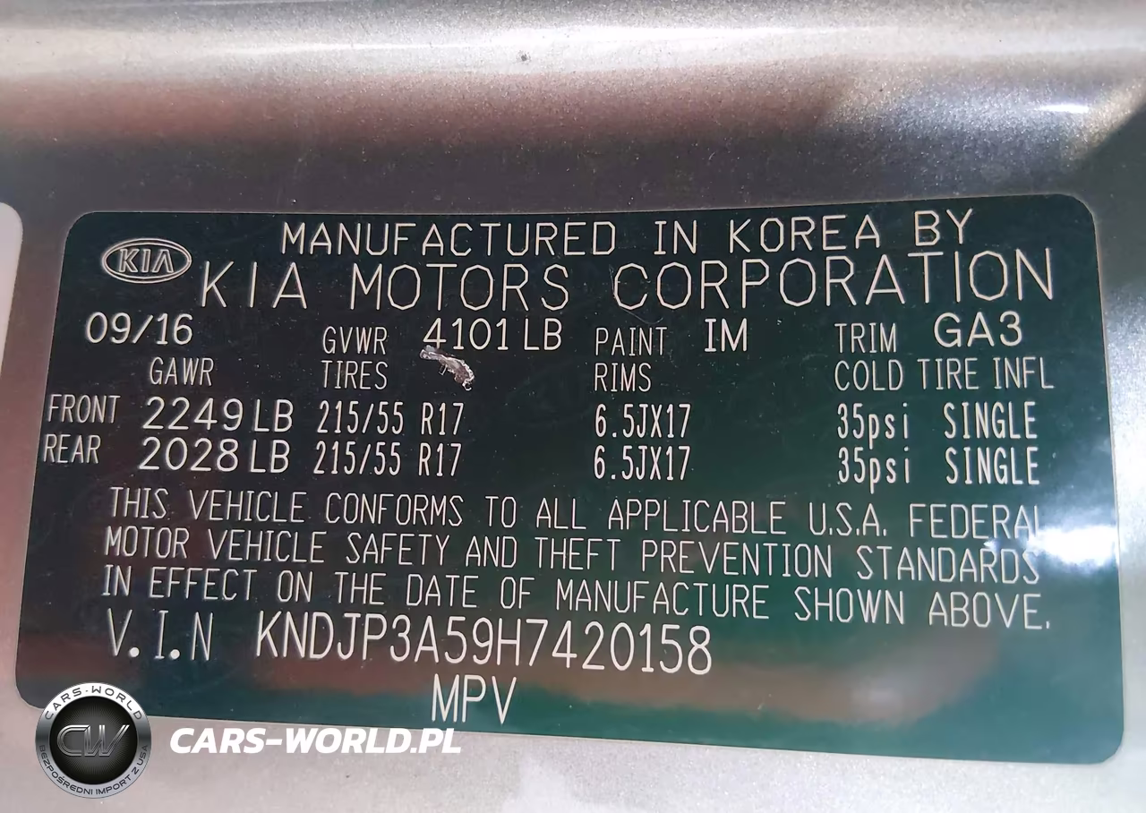 2017 Kia Soul + VIN:KNDJP3A59H7420158 - 9