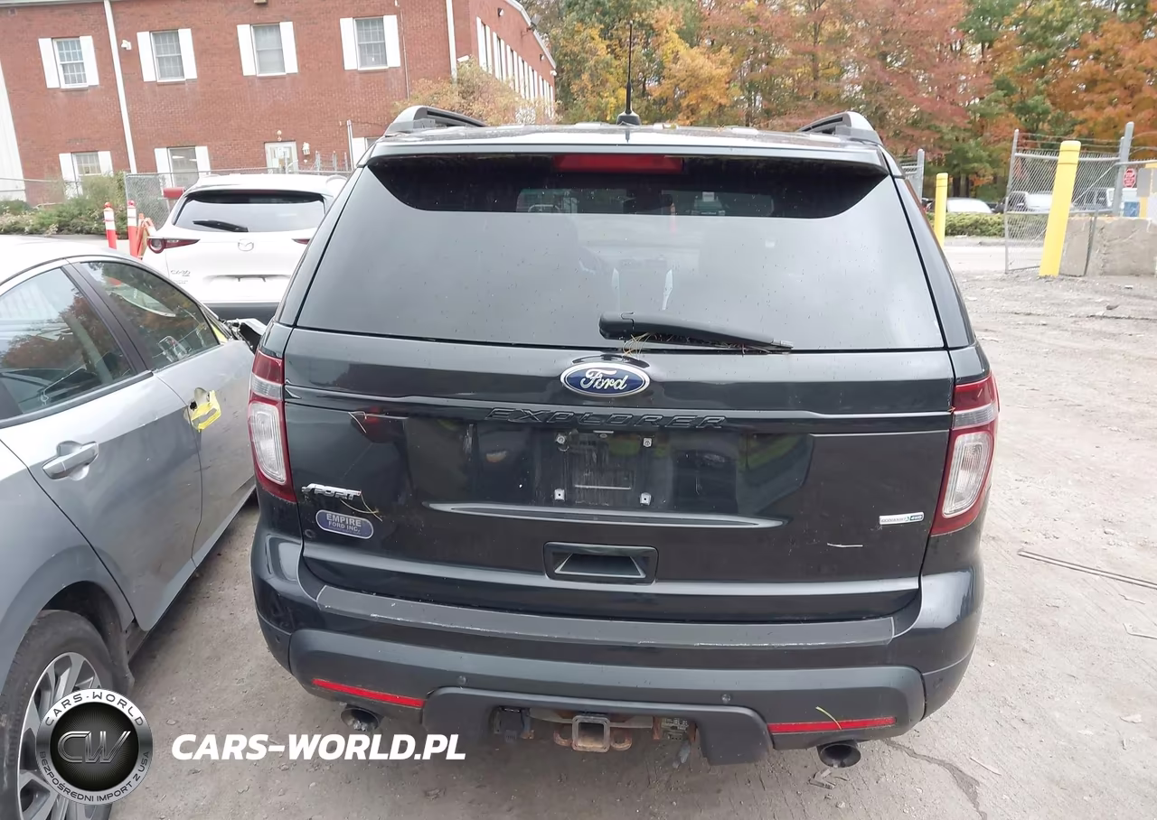2015 Ford Explorer Sport VIN:1FM5K8GTXFGB28630 - 16