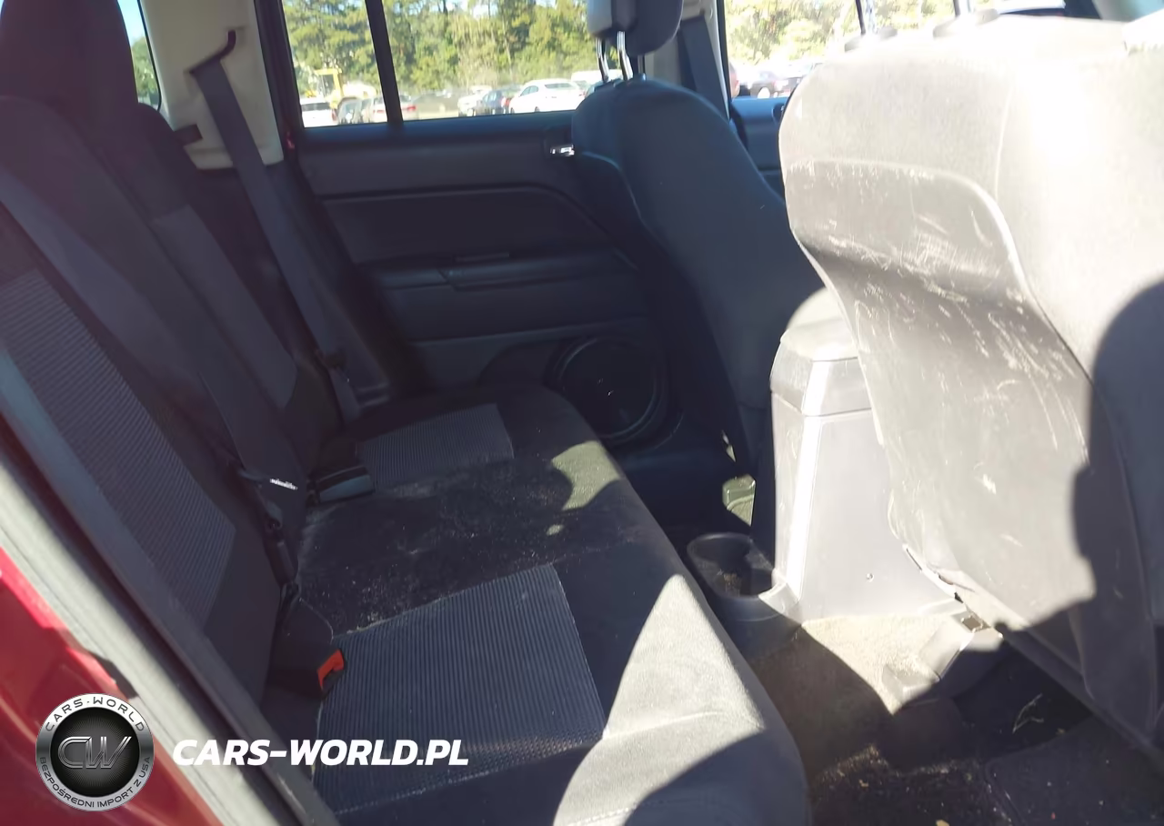 2015 Jeep Patriot Sport VIN:1C4NJRBBXFD109749 - 8