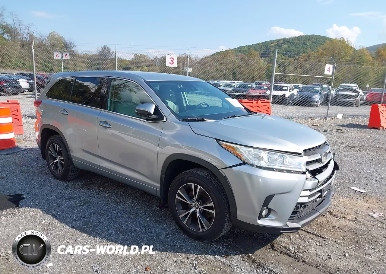 2018 Toyota Highlander Le Plus