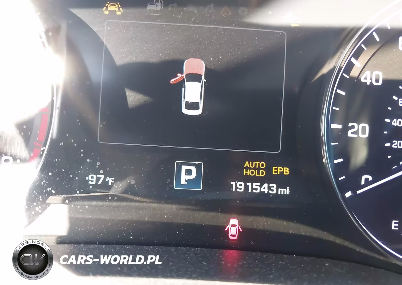 2016 Hyundai Genesis 3.8 VIN:KMHGN4JE5GU111420 - 15
