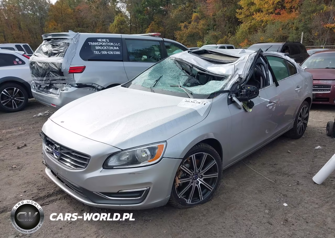 2014 Volvo S60 T5 Platinum VIN:YV1612FH4E2286442 - 2