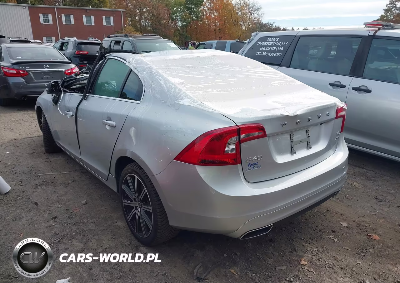 2014 Volvo S60 T5 Platinum VIN:YV1612FH4E2286442 - 3