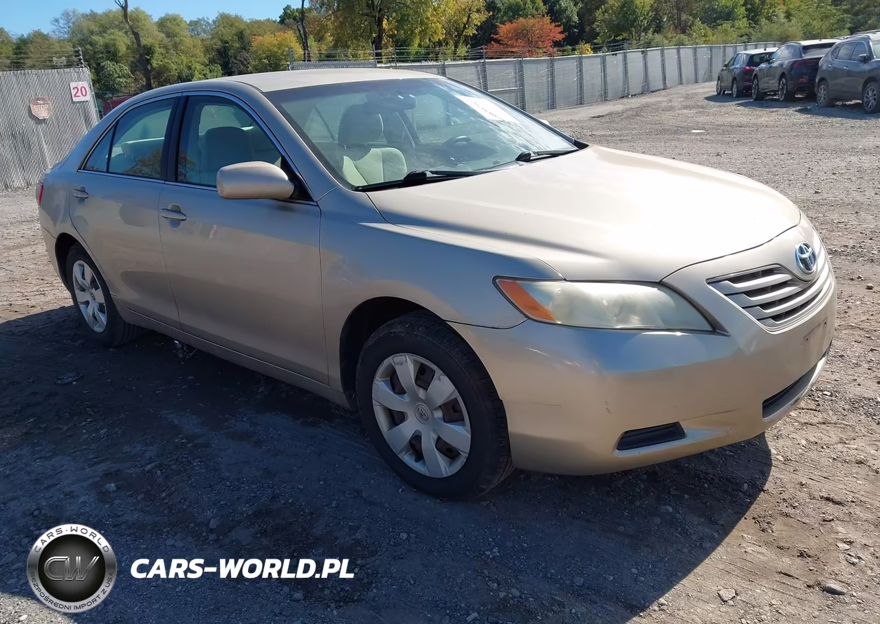 2007 Toyota Camry Le – zdjęcie 1 z 16