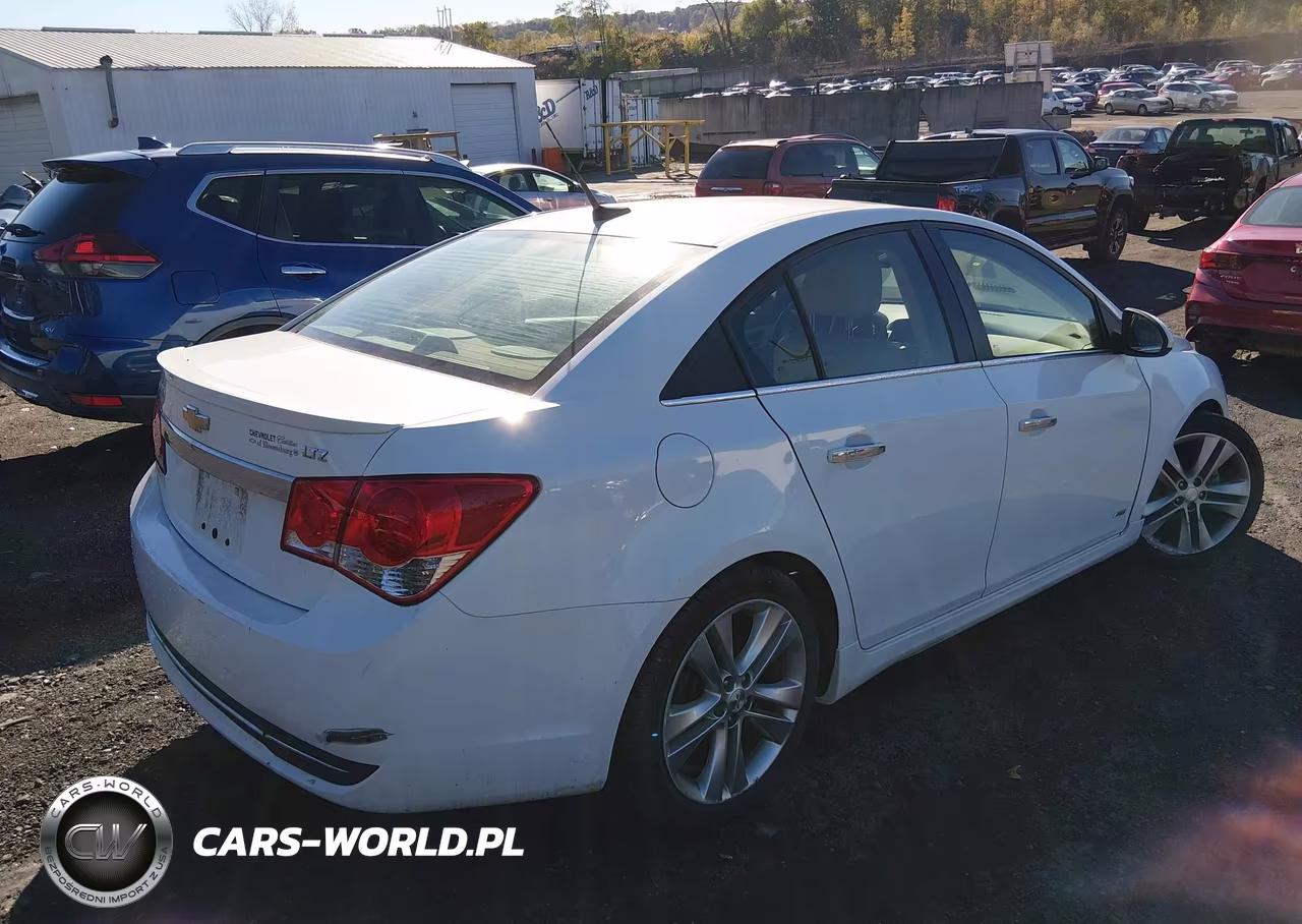 2014 Chevrolet Cruze Ltz VIN:1G1PG5SB3E7485585 - 4