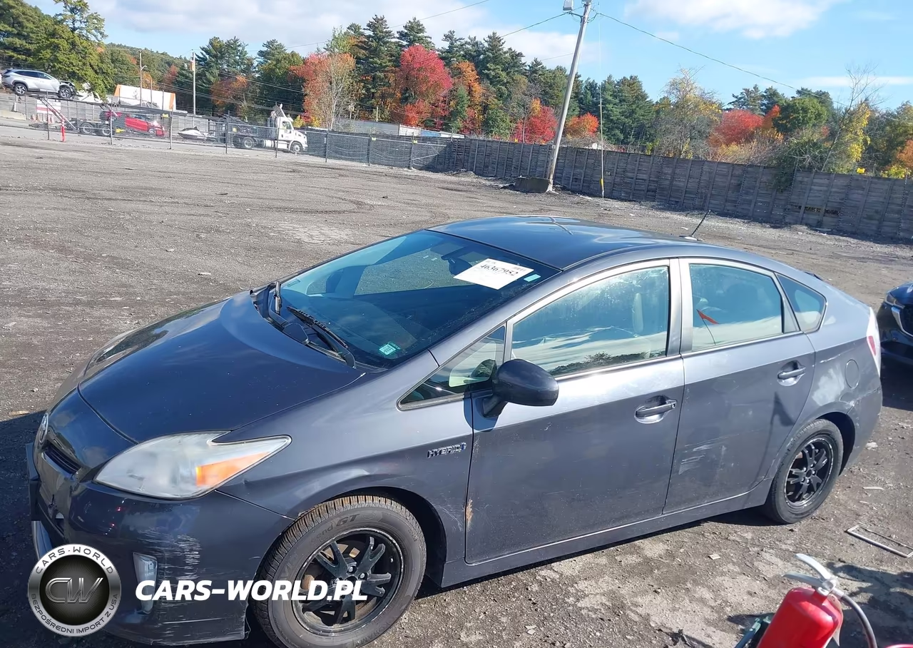 2012 Toyota Prius Four VIN:JTDKN3DU2C1502497 - 14