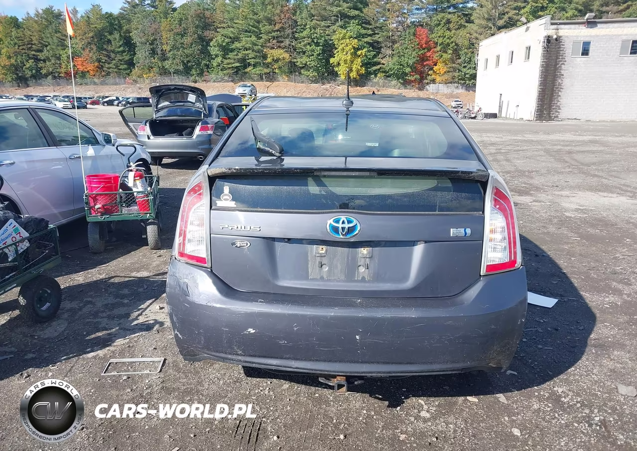 2012 Toyota Prius Four VIN:JTDKN3DU2C1502497 - 16