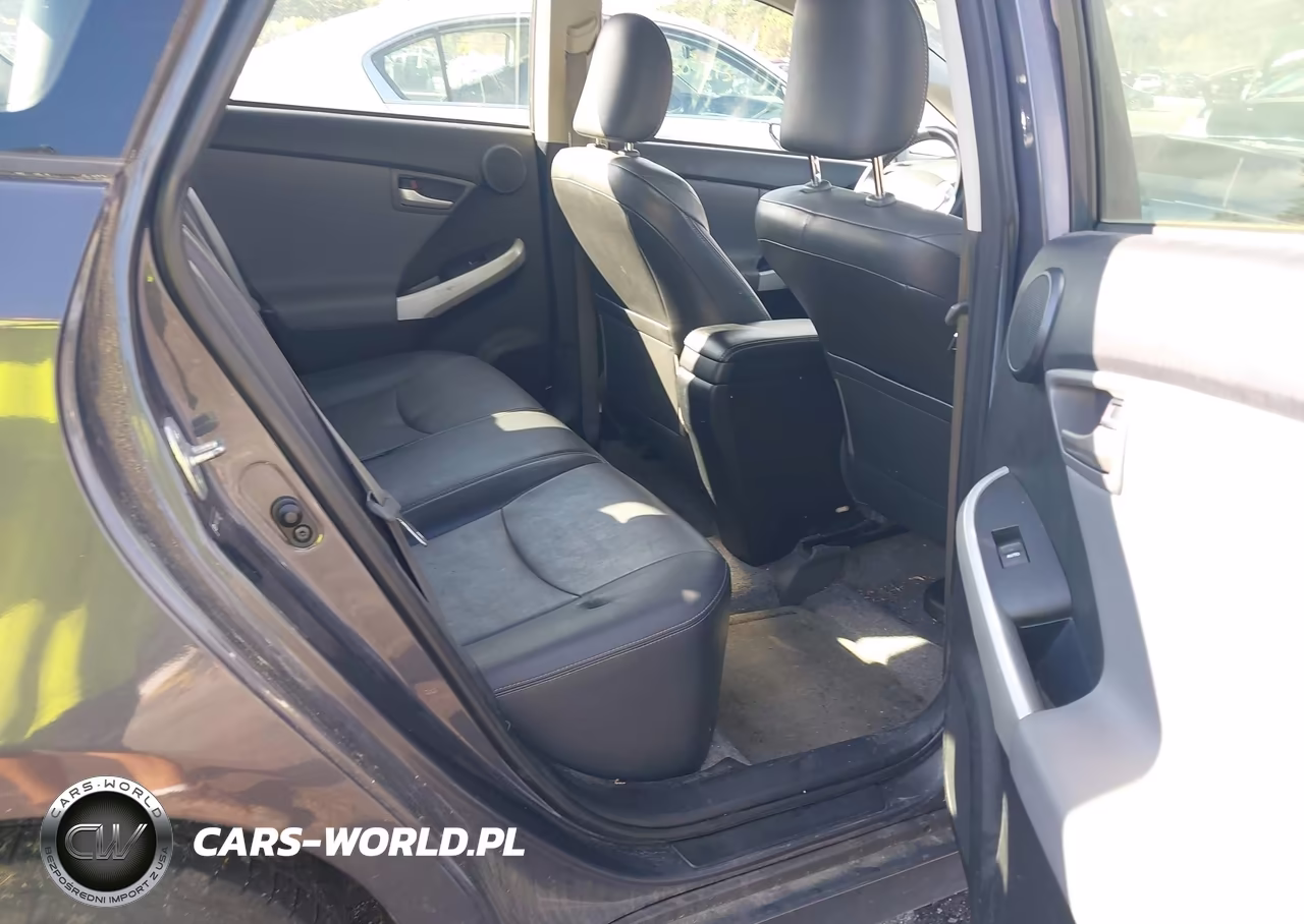 2012 Toyota Prius Four VIN:JTDKN3DU2C1502497 - 8