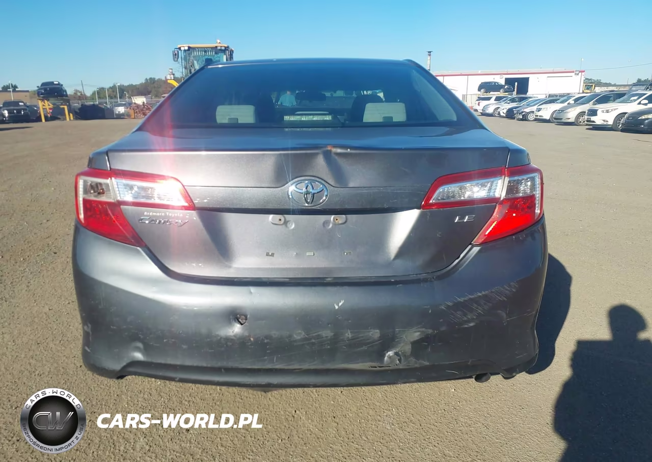 2013 Toyota Camry Le VIN:4T1BF1FK0DU288893 - 16