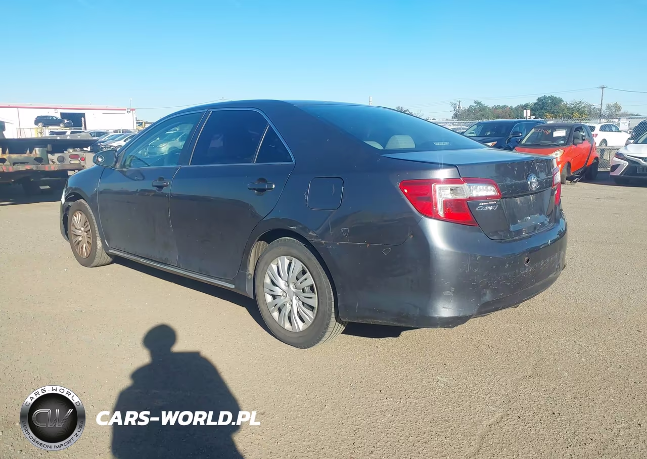 2013 Toyota Camry Le VIN:4T1BF1FK0DU288893 - 3