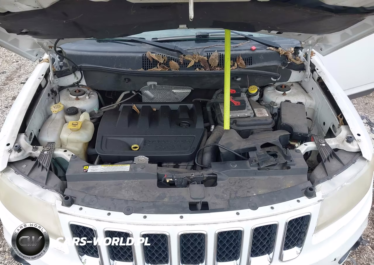 2012 Jeep Compass Latitude VIN:1C4NJCEB9CD618266 - 10
