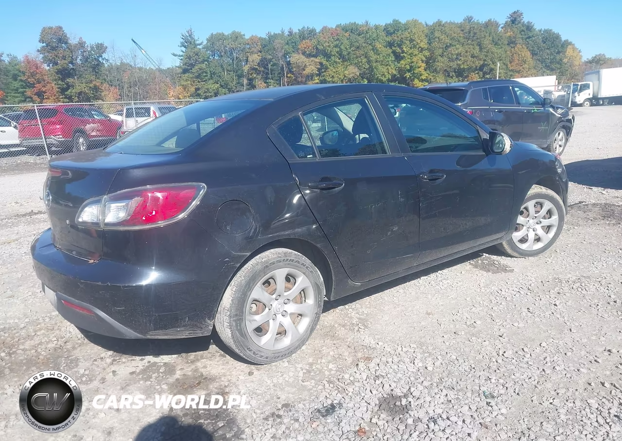 2010 Mazda Mazda3 I Sport VIN:JM1BL1SG2A1315149 - 4