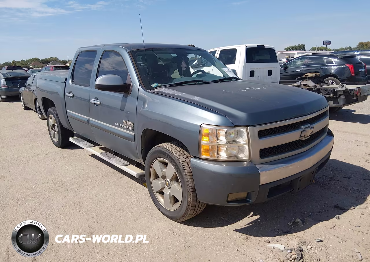 2011 Chevrolet Silverado 1500 Lt VIN:3GCPCSE06BG132379 - 1