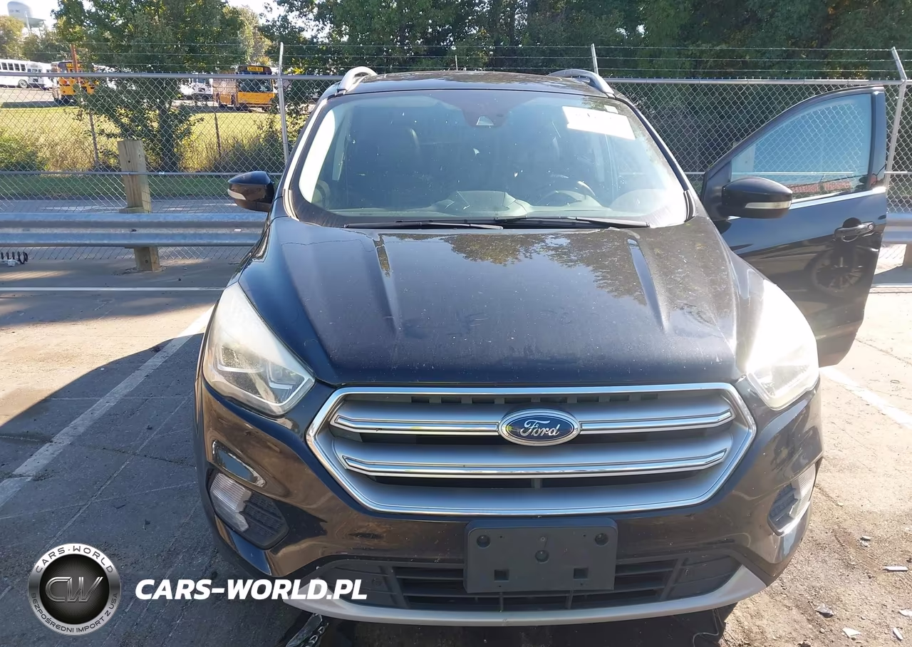 2017 Ford Escape Titanium VIN:1FMCU0J98HUA27137 - 6