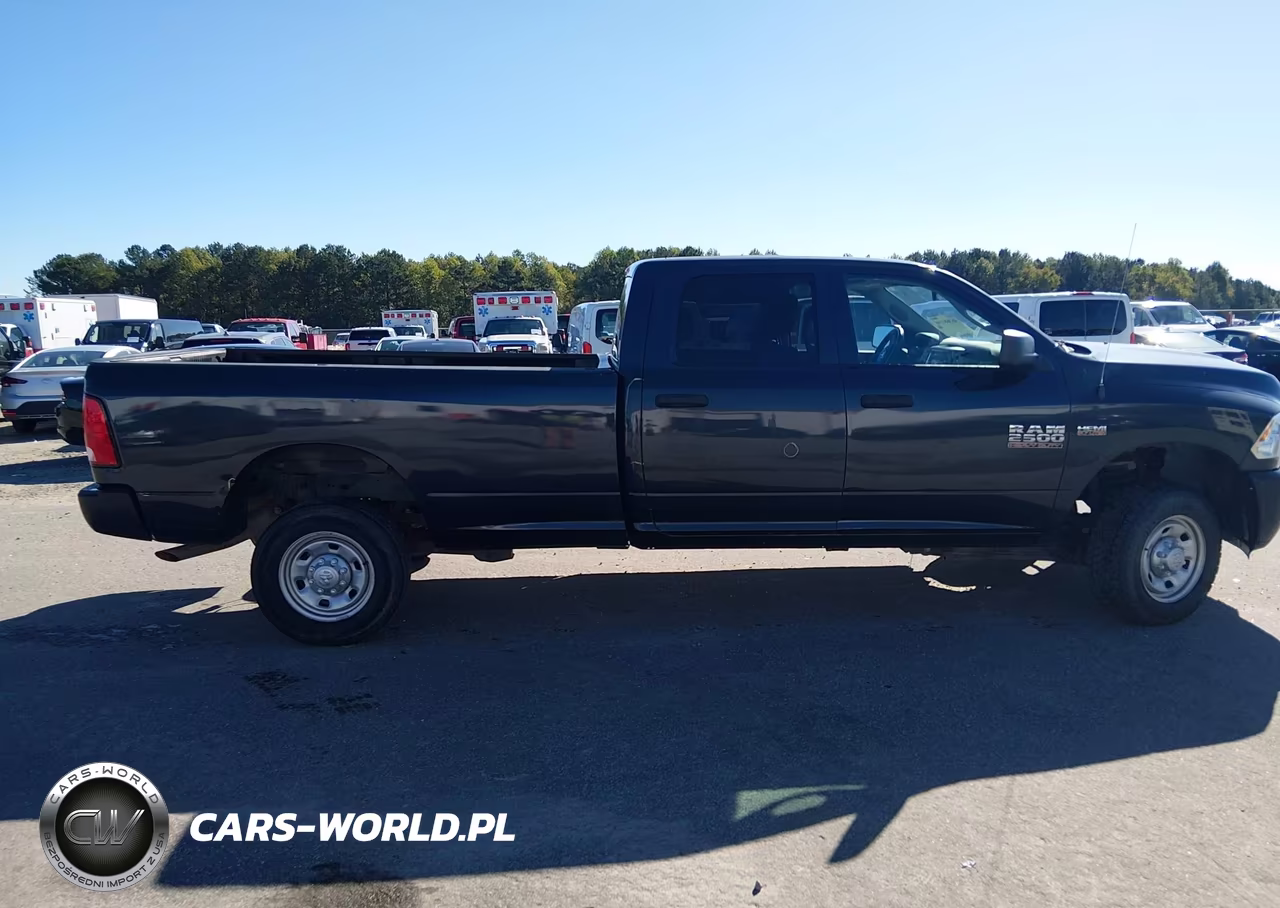 2018 Ram 2500 Tradesman 4X4 8' Box VIN:3C6TR5HT5JG300703 - 16