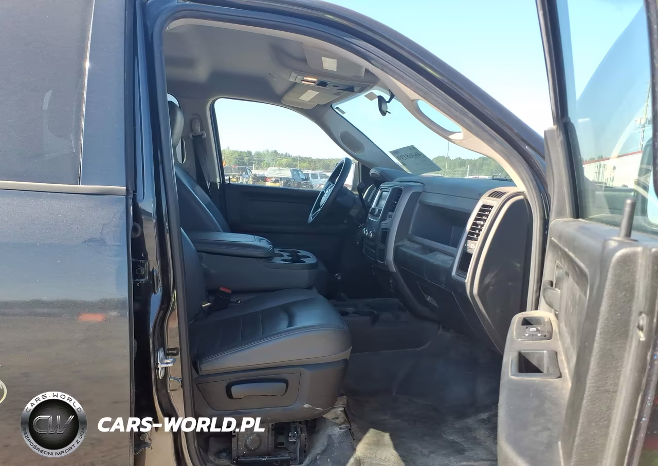 2018 Ram 2500 Tradesman 4X4 8' Box VIN:3C6TR5HT5JG300703 - 5