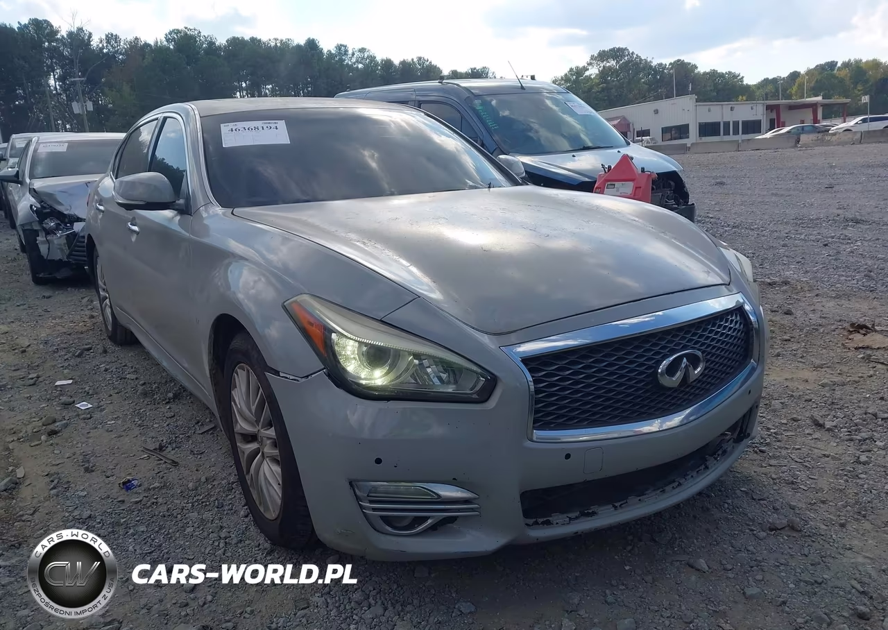 2015 Infiniti Q70L 3.7