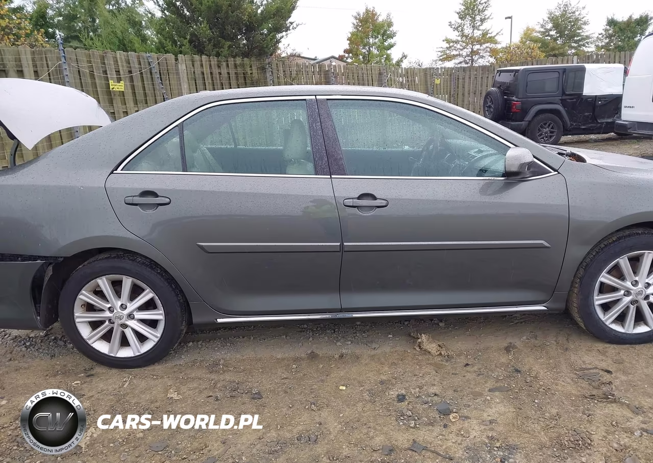 2013 Toyota Camry Xle V6 VIN:4T1BK1FK2DU527291 - 13