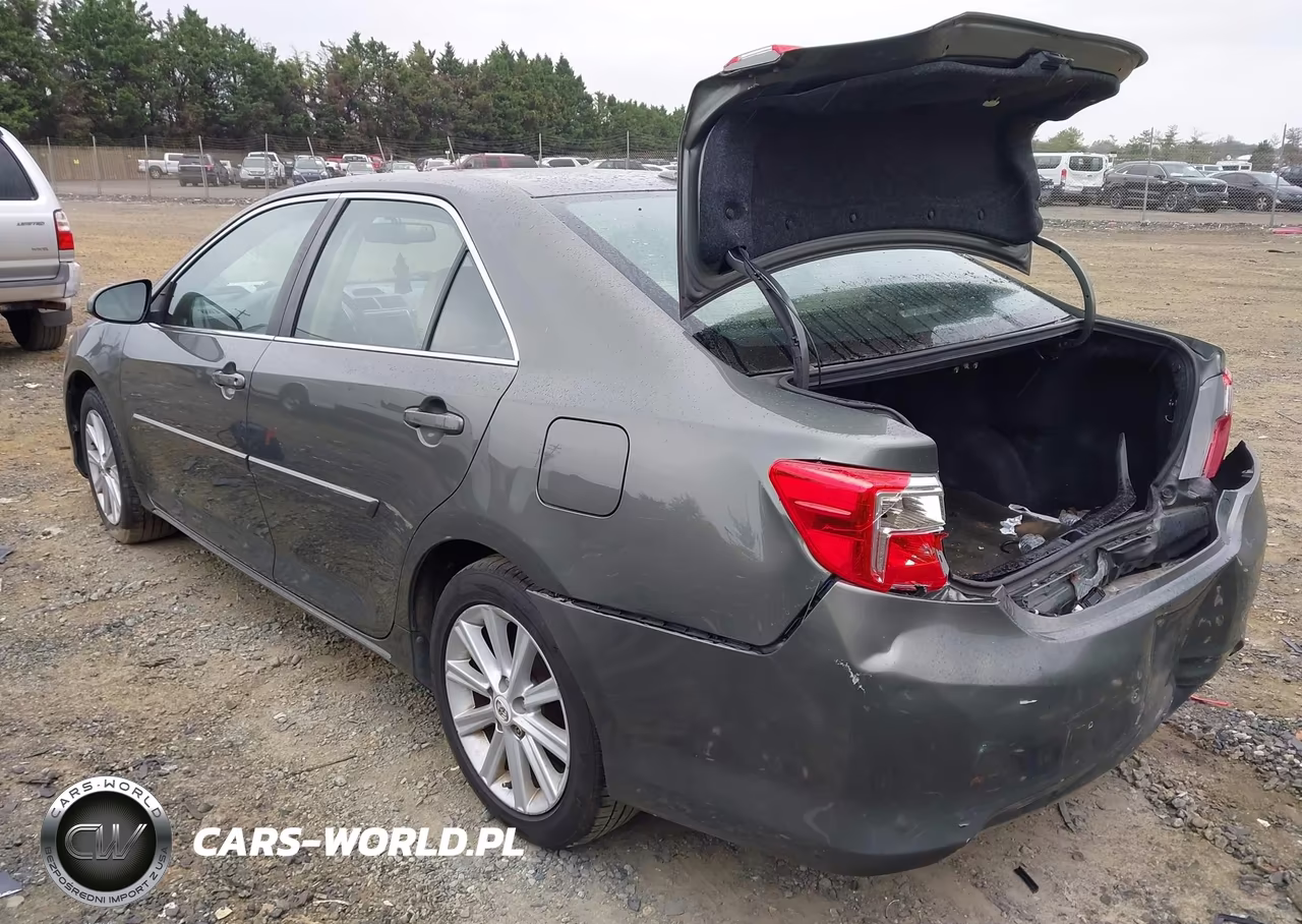 2013 Toyota Camry Xle V6 VIN:4T1BK1FK2DU527291 - 3
