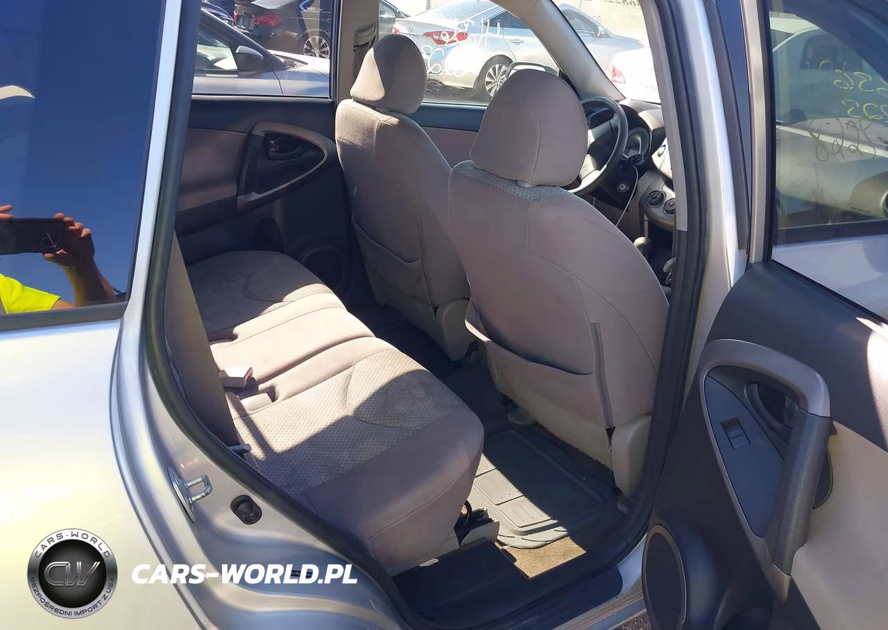 2006 Toyota Rav4 VIN:JTMBD33V566003035 - 8