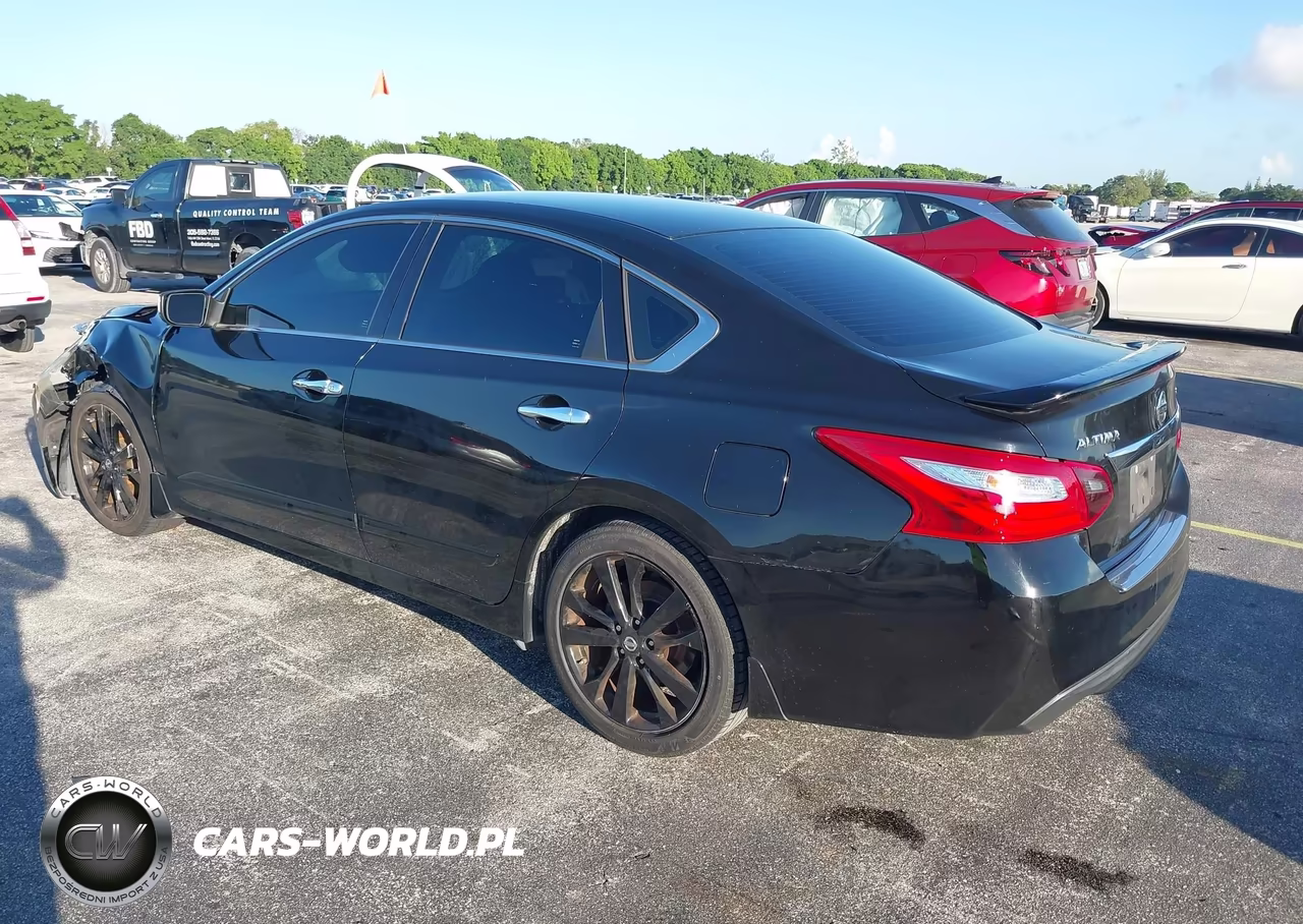 2017 Nissan Altima 2.5 Sr VIN:1N4AL3AP0HC203625 - 3