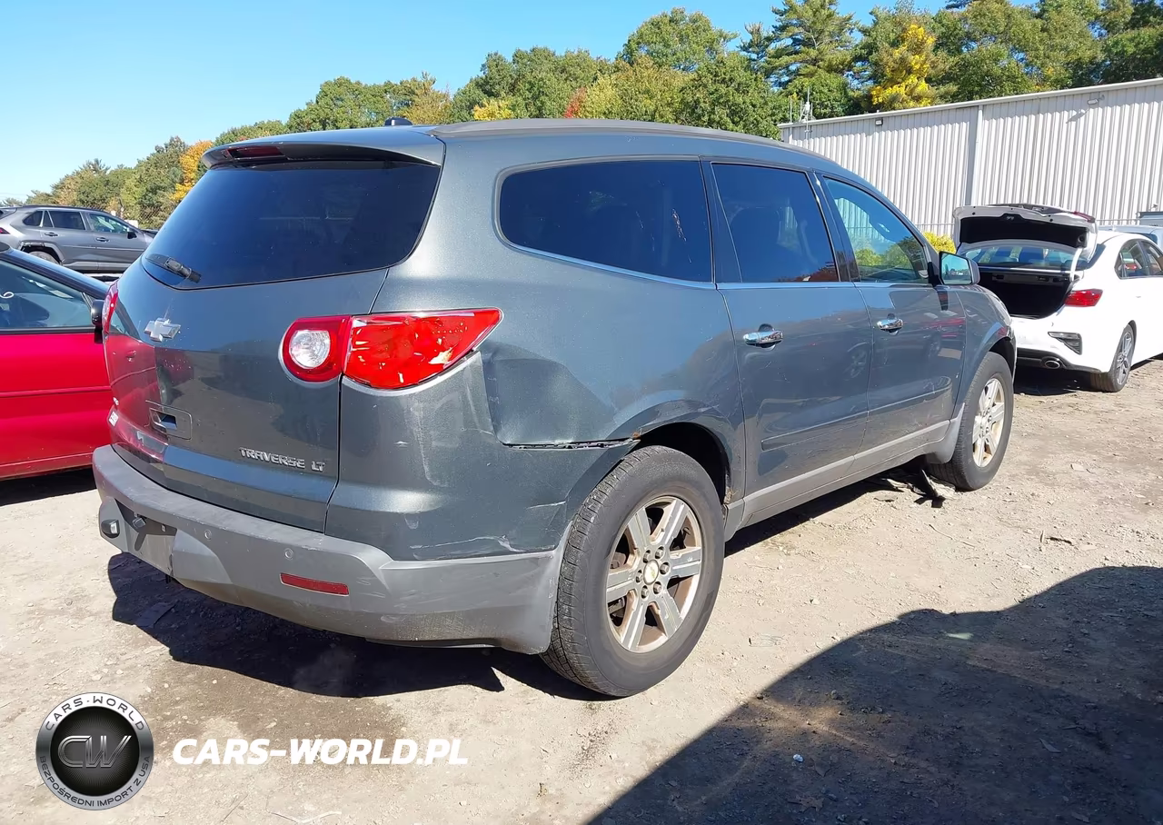 2011 Chevrolet Traverse VIN:1GNKVGED5BJ219734 - 4
