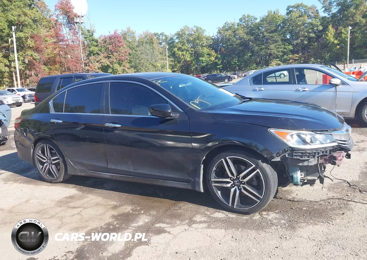 2016 Honda Accord Sport VIN:1HGCR2F52GA154023 - 13