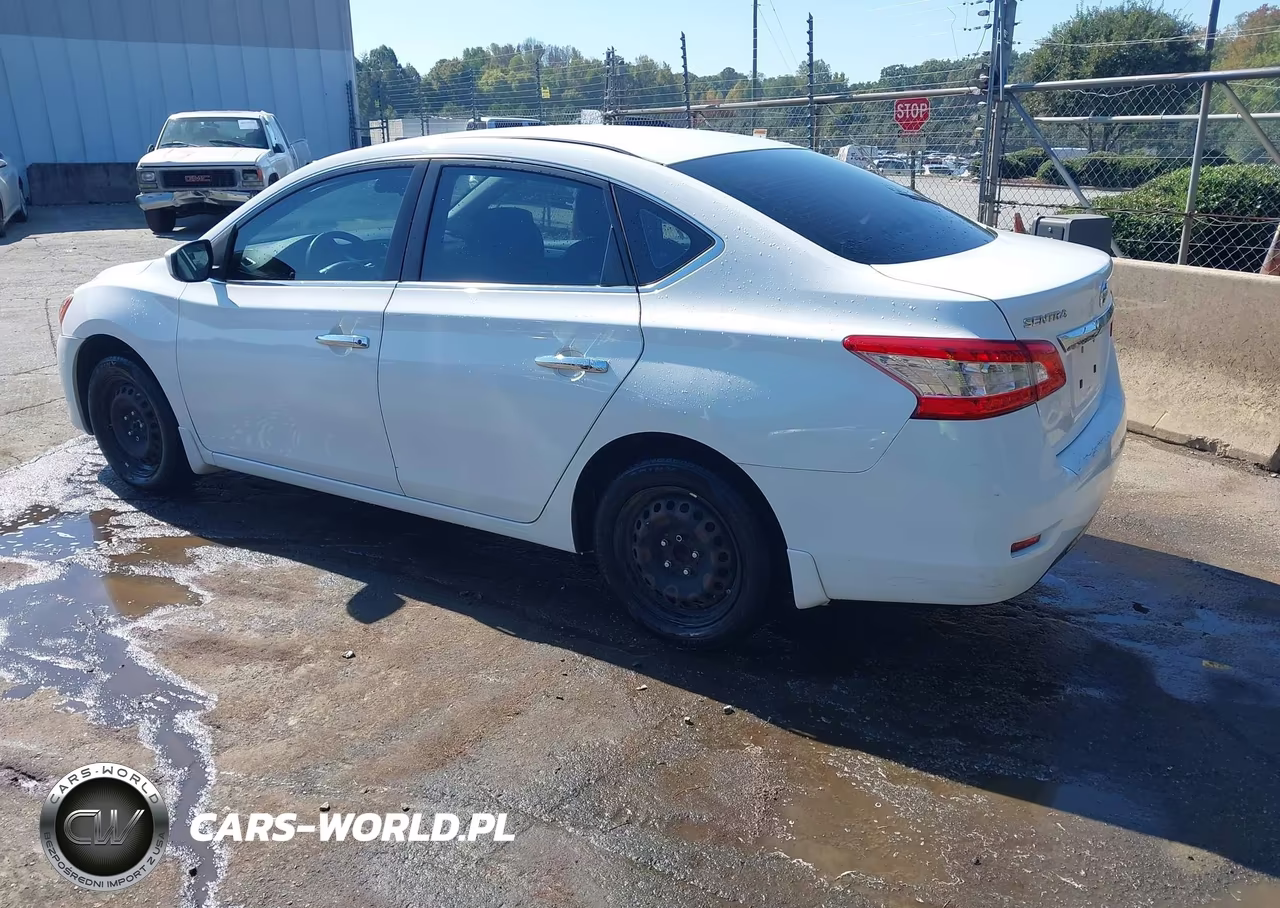 2015 Nissan Sentra S VIN:3N1AB7AP2FY374291 - 3