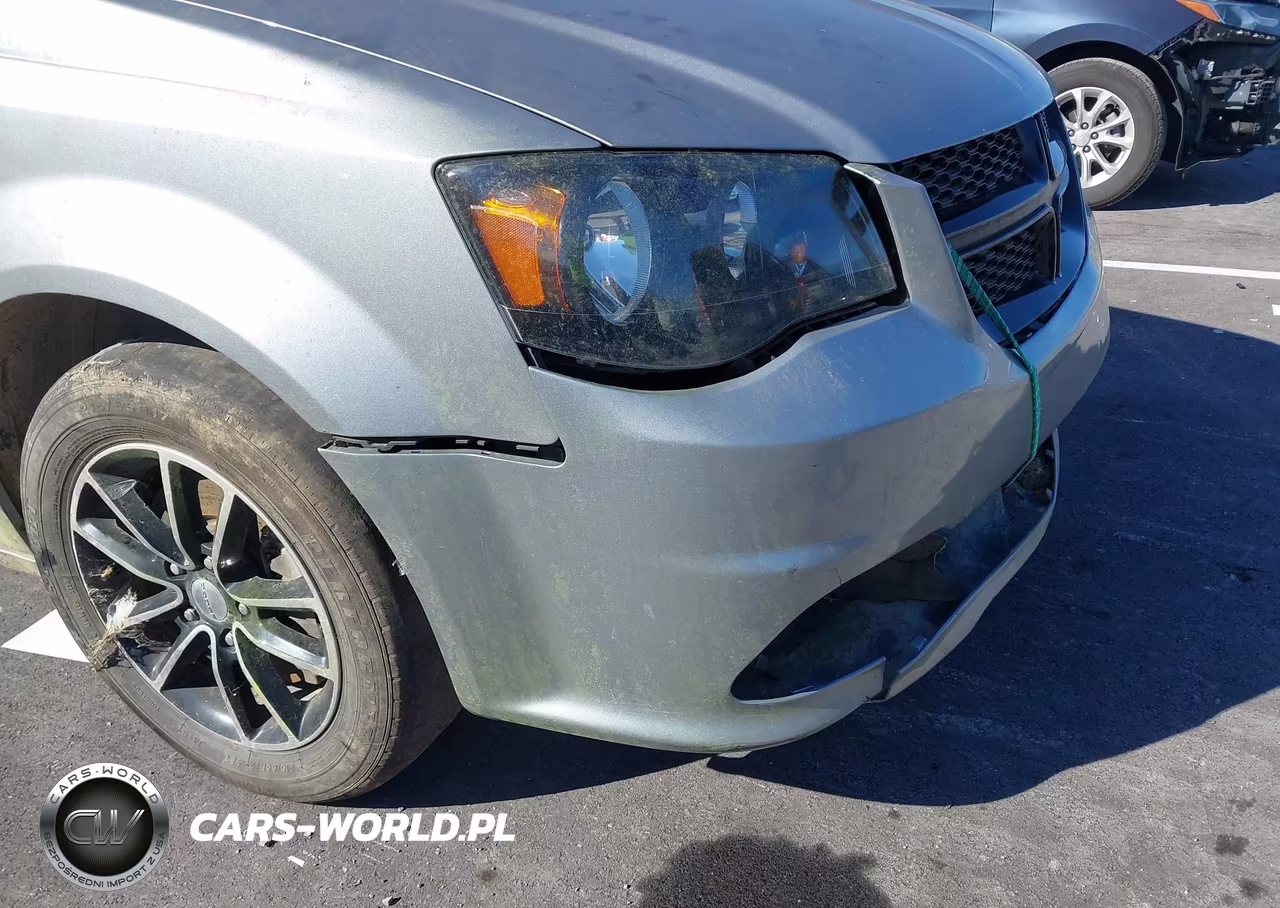 2018 Dodge Grand Caravan Se Plus VIN:2C4RDGBG4JR256518 - 18