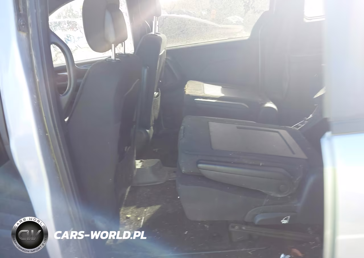 2018 Dodge Grand Caravan Se Plus VIN:2C4RDGBG4JR256518 - 8