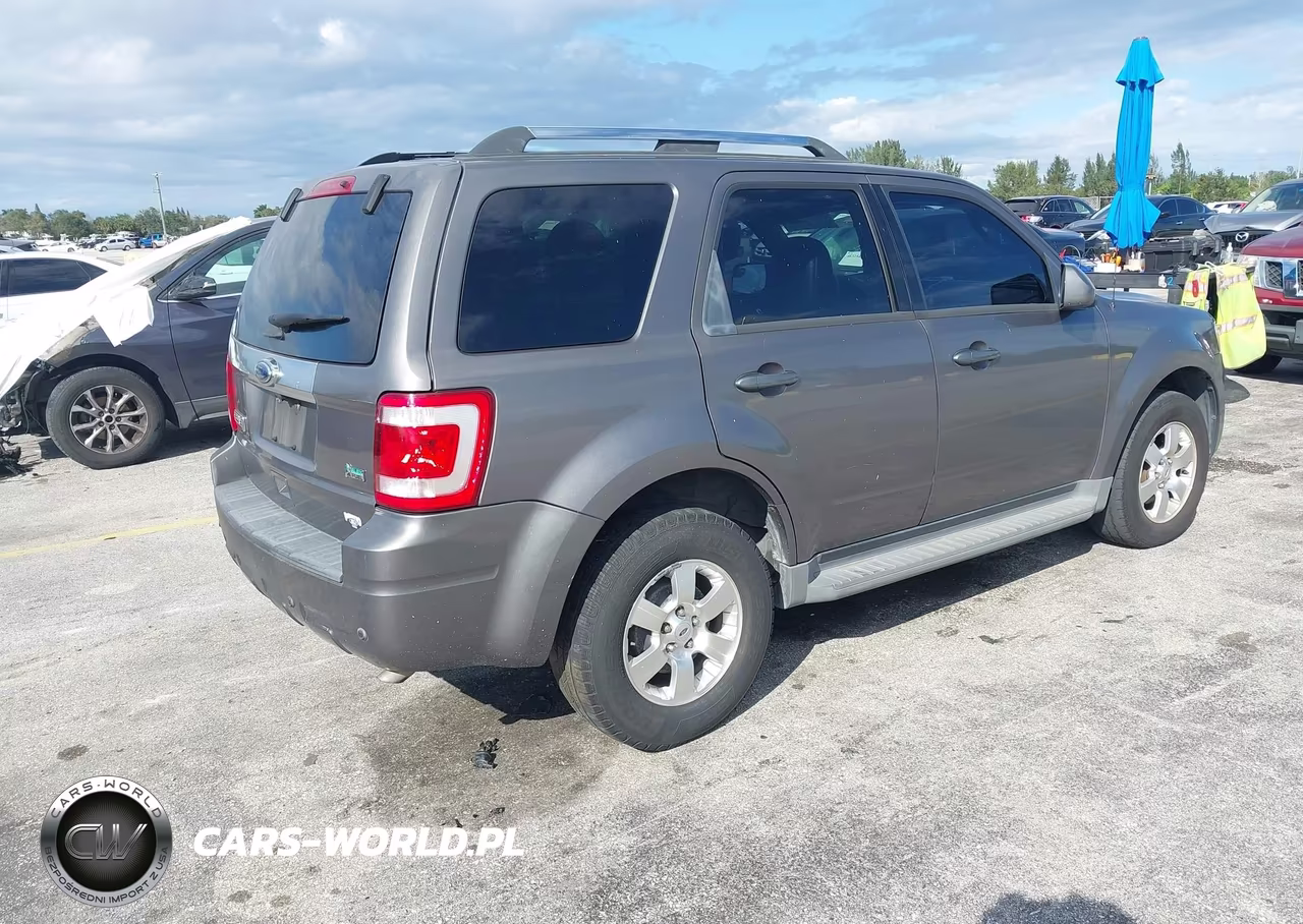 2011 Ford Escape Limited VIN:1FMCU0EG2BKB88854 - 4