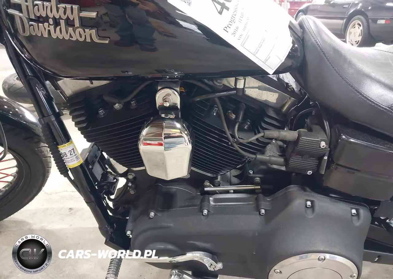 2016 Harley-Davidson Fxdb Dyna Street Bob VIN:1HD1GXM17GC310505 - 9