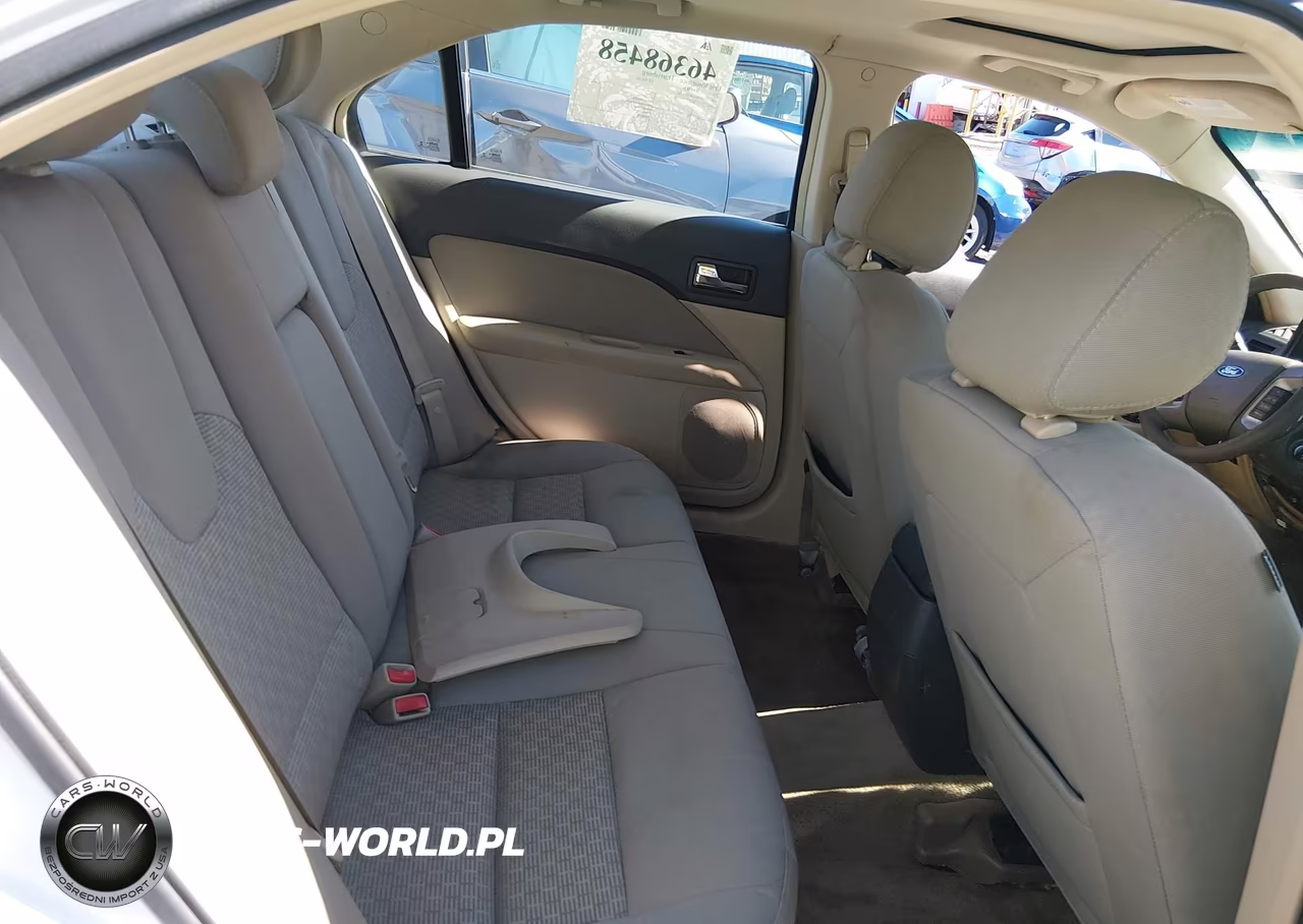 2012 Ford Fusion Se VIN:3FAHP0HA8CR272186 - 8