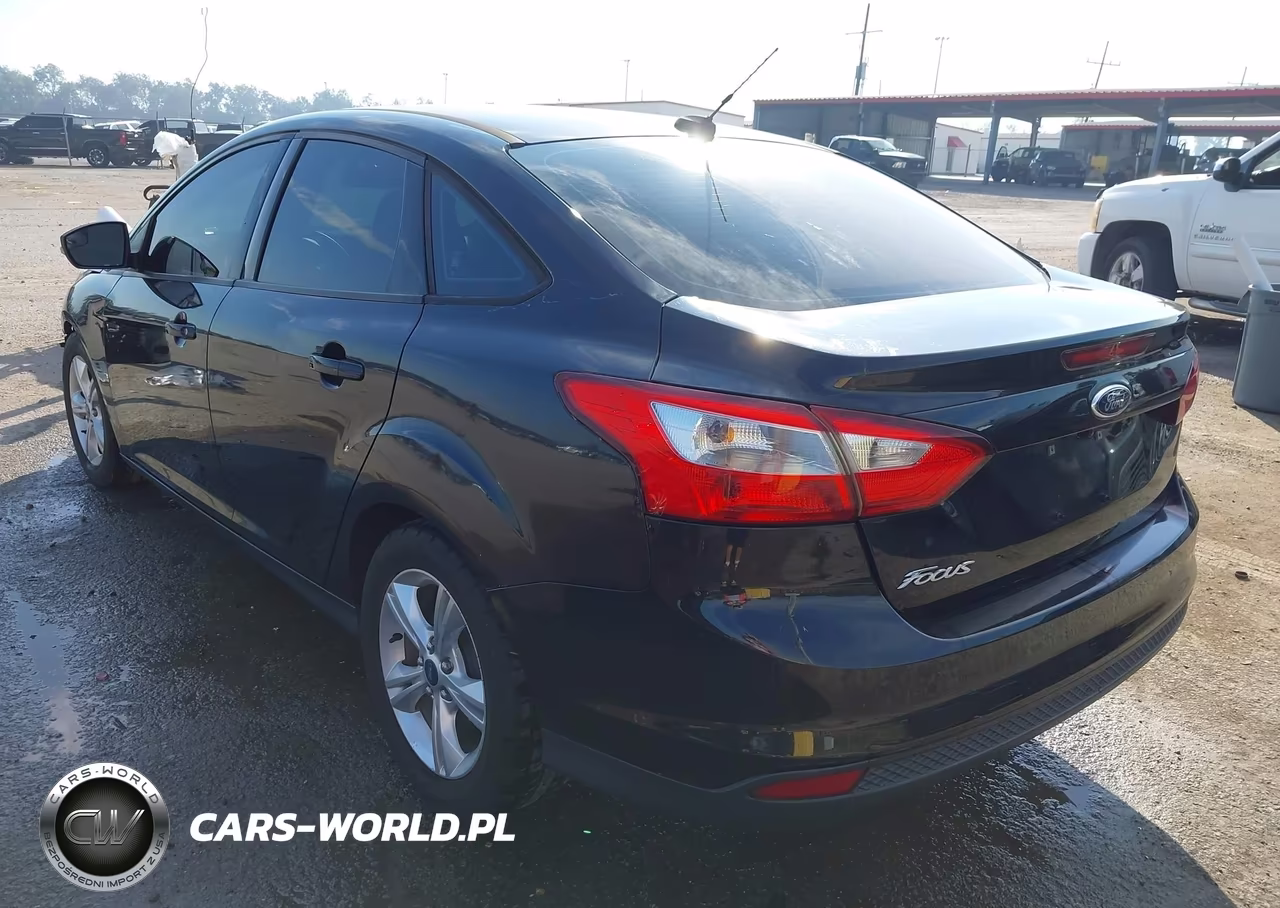 2014 Ford Focus Se VIN:1FADP3F20EL152959 - 3