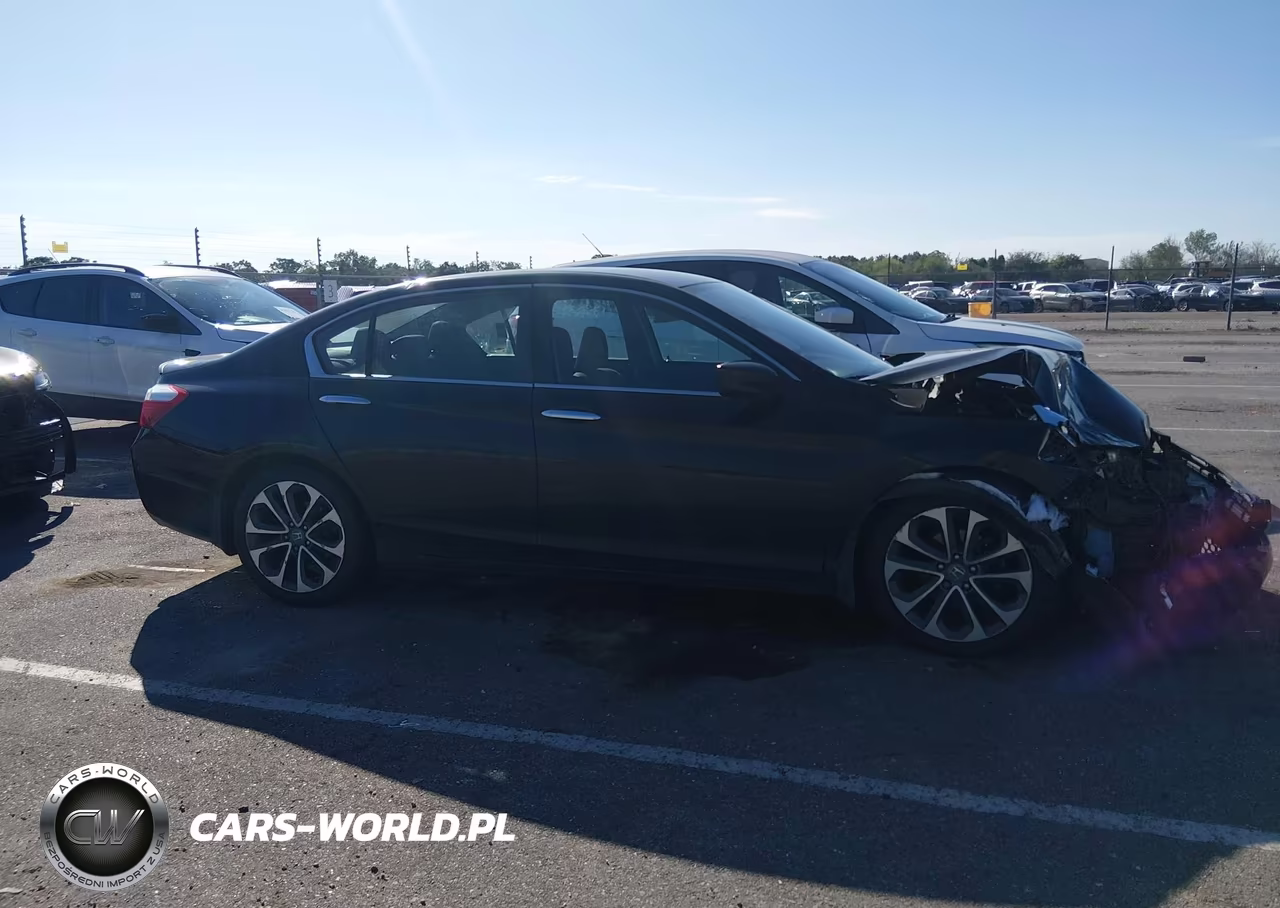 2015 Honda Accord Sport VIN:1HGCR2F56FA061956 - 13