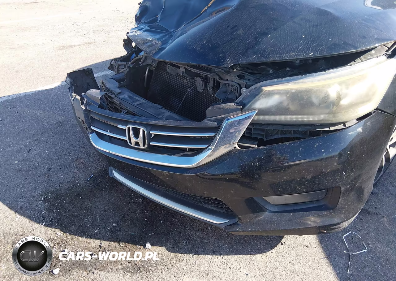 2015 Honda Accord Sport VIN:1HGCR2F56FA061956 - 17