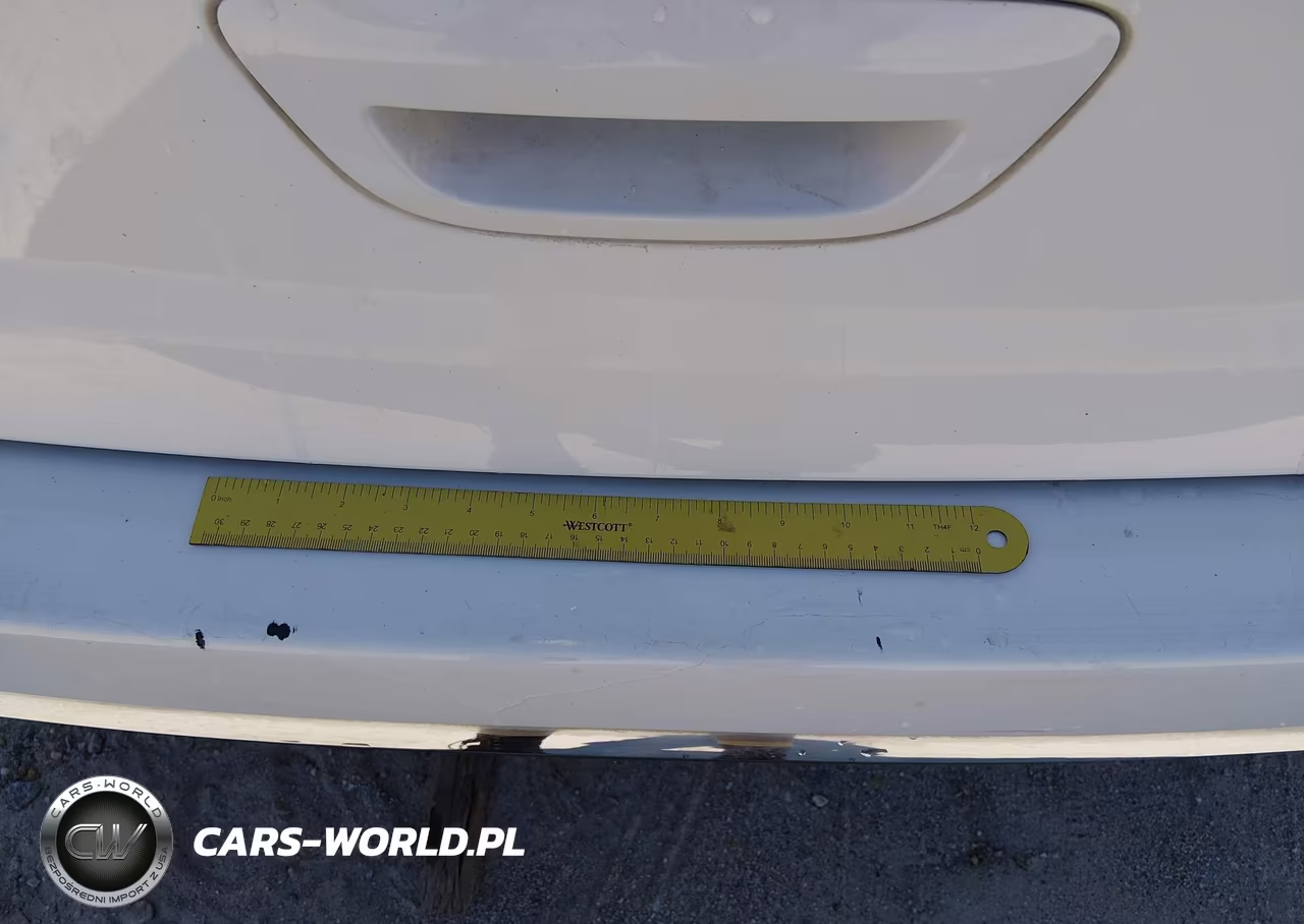 2023 Chrysler Pacifica Hybrid Touring L VIN:2C4RC1L7XPR569449 - 12