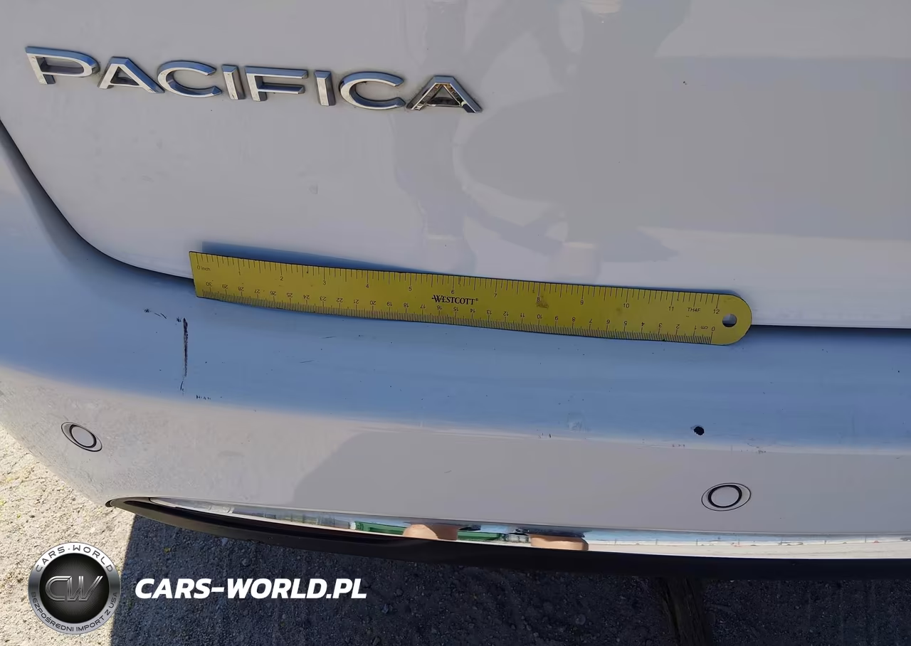 2023 Chrysler Pacifica Hybrid Touring L VIN:2C4RC1L7XPR569449 - 6