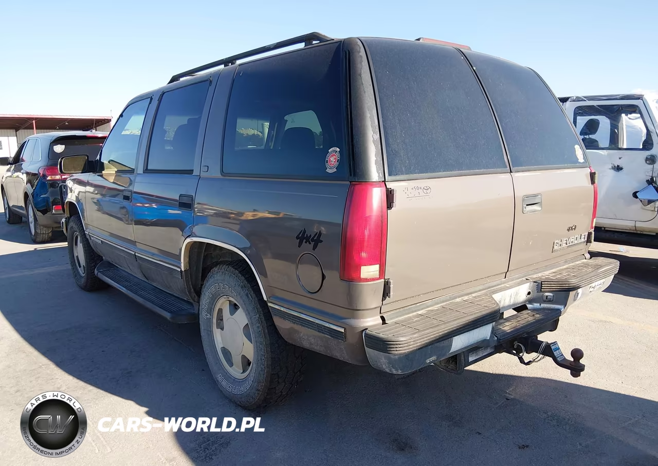 1998 Chevrolet Tahoe Ls VIN:1GNEK13R0WJ345703 - 3