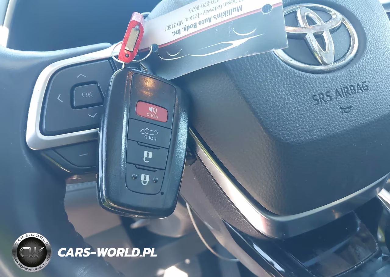 2021 Toyota Highlander Hybrid Platinum VIN:5TDEBRCH4MS043040 - 11