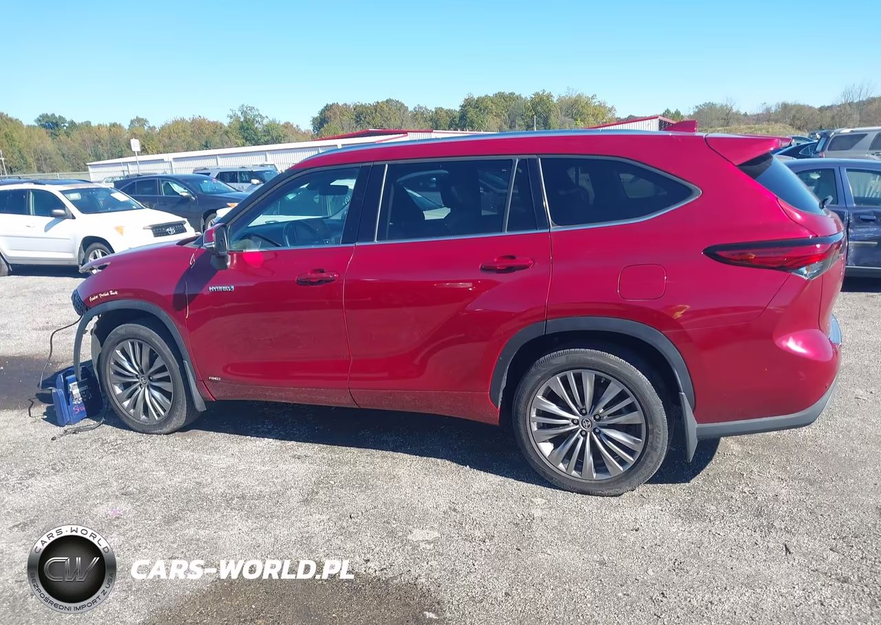2021 Toyota Highlander Hybrid Platinum VIN:5TDEBRCH4MS043040 - 14
