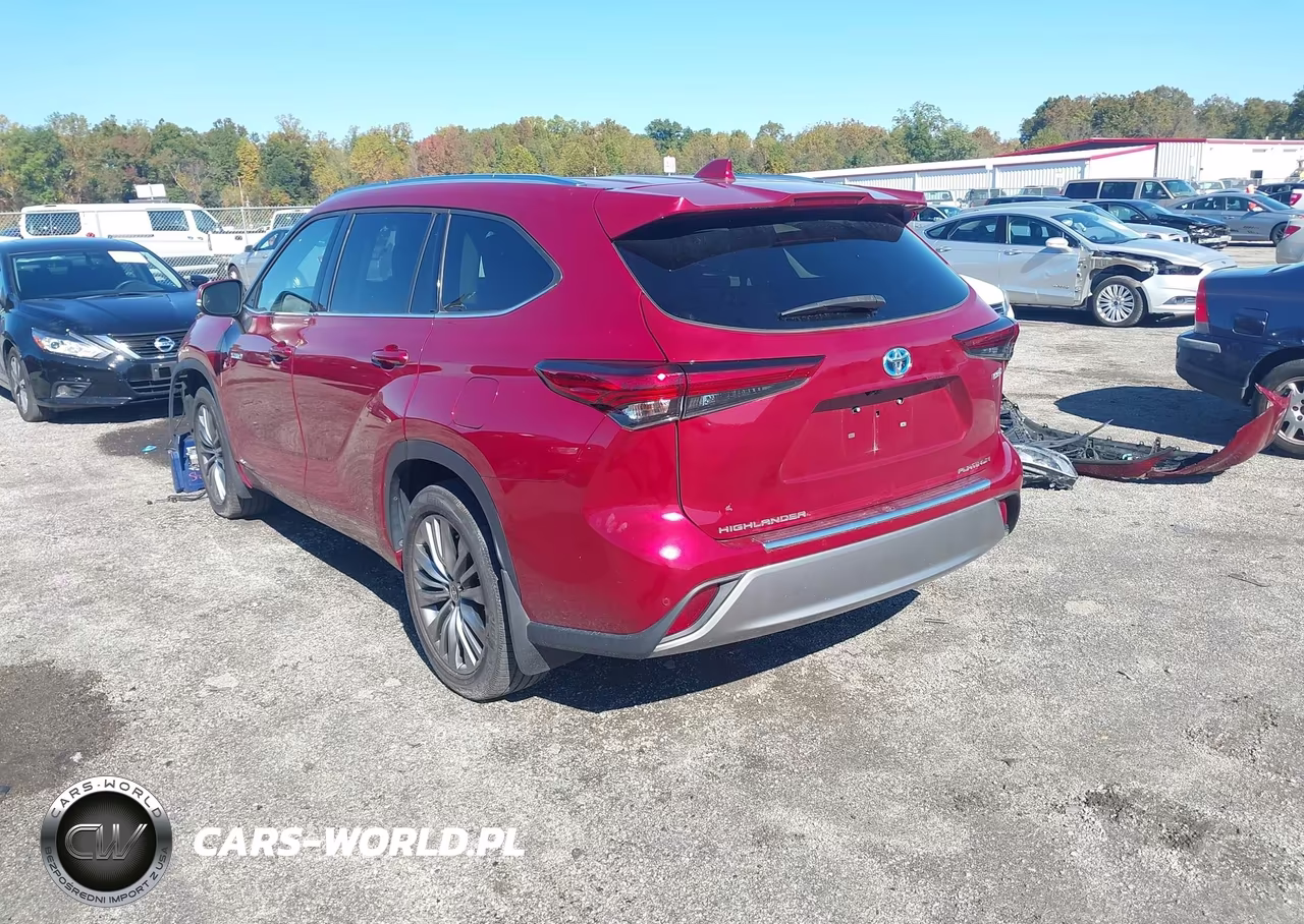 2021 Toyota Highlander Hybrid Platinum VIN:5TDEBRCH4MS043040 - 3
