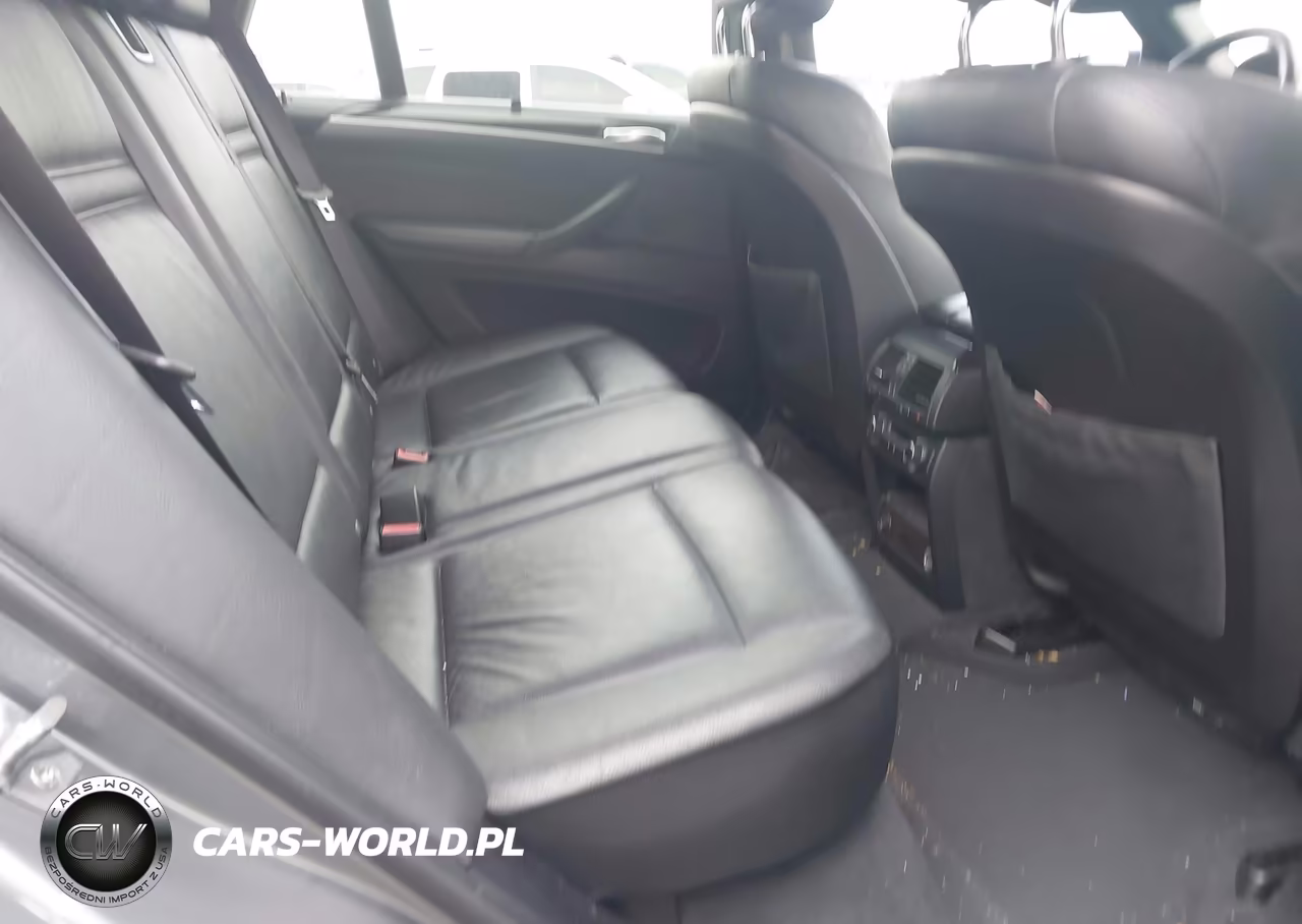 2012 BMW X5 xDrive35D VIN:5UXZW0C51CL669196 - 8