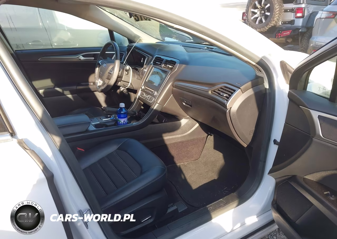 2017 Ford Fusion Se VIN:3FA6P0HD1HR322631 - 5